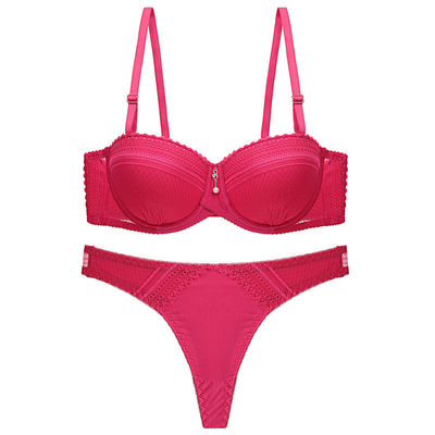 El sujetador atractivo sólido de las bragas de la señora 90B 90C fijó la ropa interior para mujer de XXXL 50kg fija