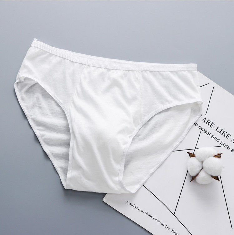 Escritos peinados del spandex de algodón del triángulo del bikini de la ropa interior de los hombres del algodón de la pretina